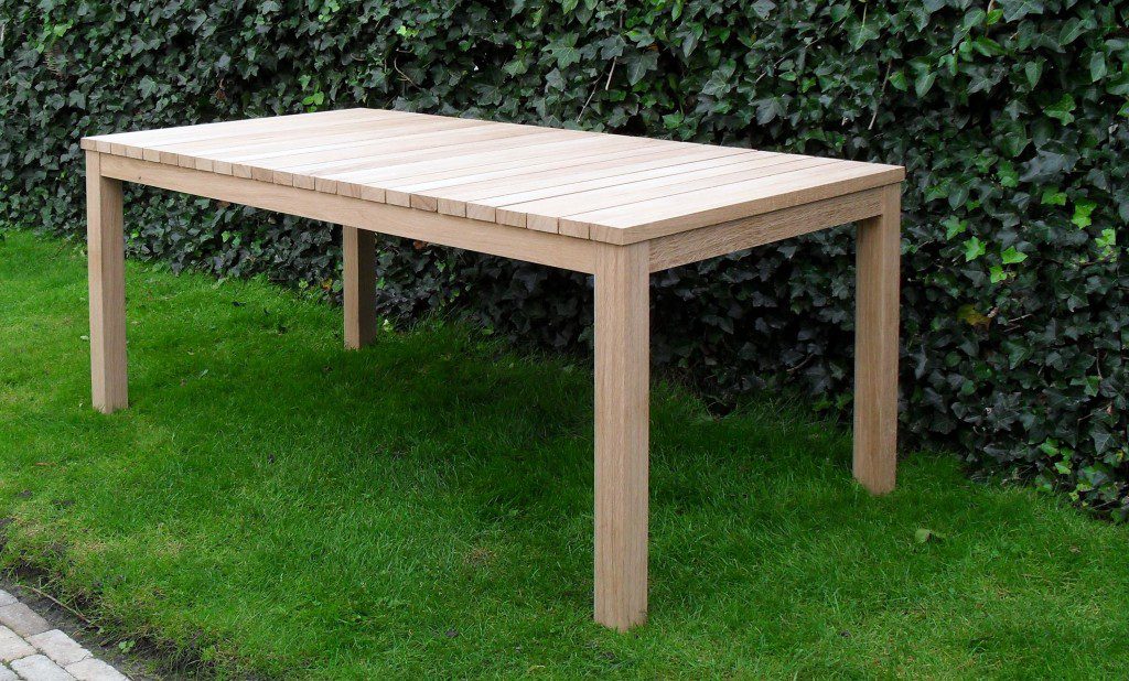 Eiken tuintafel